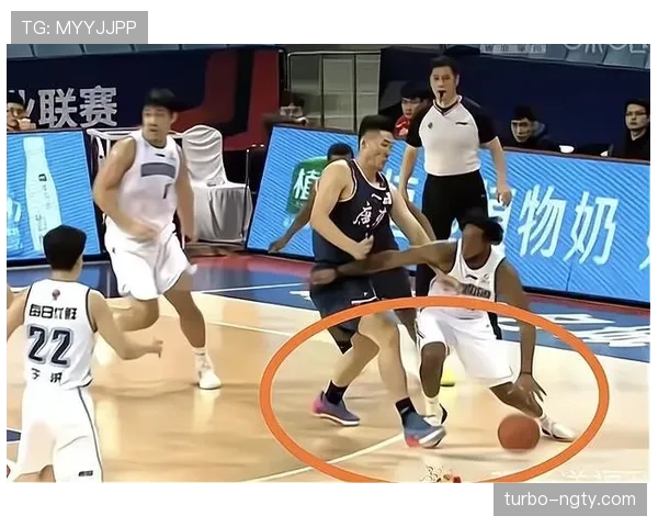 篮球比赛中什么是技术犯规？判定标准与处罚解析
